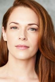Amanda Righetti portrait