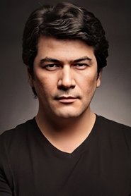 Vatan Şaşmaz portrait