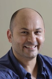 Steve Bastoni portrait