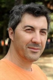 Óscar de Julián portrait
