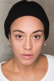 Linda Elsner portrait