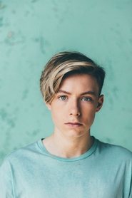 Mackenzie Sol portrait
