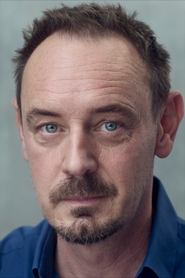 Steven Elder portrait