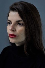 Annie St-Pierre portrait