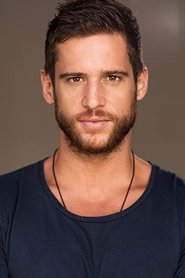 Dan Ewing portrait