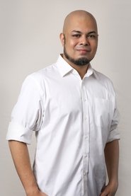 Ian de Leon portrait