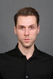 Piotr Janiszewski portrait