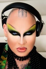 Nina Flowers portrait
