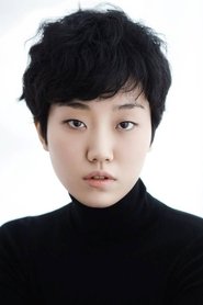 Lee Zoo-young portrait