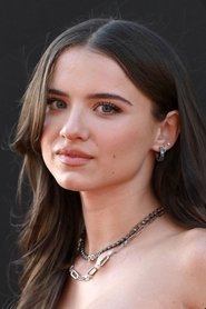 Madeleine McGraw portrait
