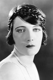 Pauline Starke portrait