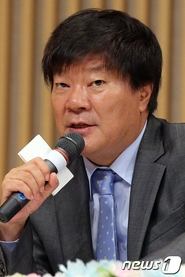 Kim Jong-hak portrait