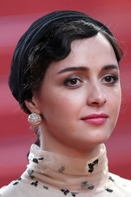 Taraneh Alidoosti portrait