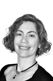Alana Simões portrait
