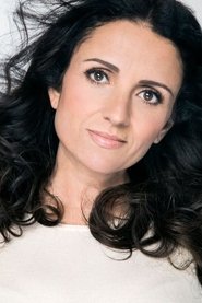 Jenni Pulos portrait
