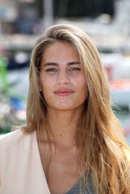 Solène Hébert portrait