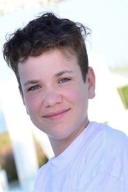 Lucas Ebel portrait