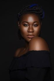 Zenzi Williams portrait