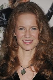 Laura Cayouette portrait