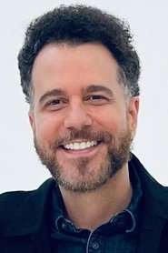 Felipe Simas portrait