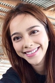 Sari Yanti portrait