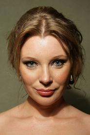 Veronica Sywak portrait