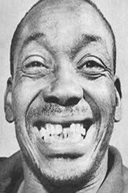 Tião Macalé portrait
