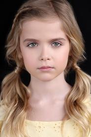 Willa Dunn portrait