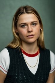 Honor Koe portrait