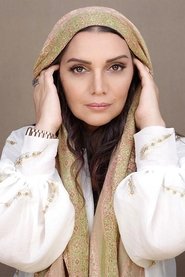 Elham Pavehnejad portrait