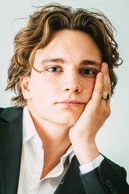 Anton Forsdik portrait