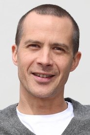 Barnaby Metschurat portrait