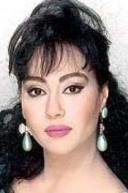 Noha ElAmroussi portrait