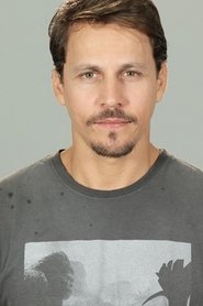 Well Aguiar portrait
