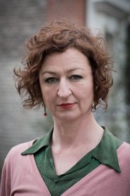 Justine Hauer portrait