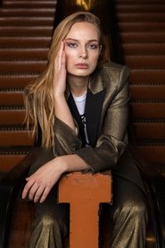 Lauren De Bie portrait