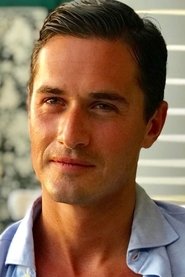 Charlie Siem portrait