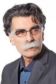 Kader Abdolah portrait