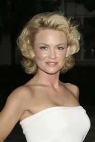 Kelly Carlson portrait