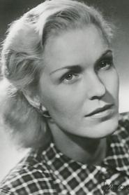 Eva Dahlbeck portrait