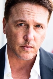 Lochlyn Munro portrait