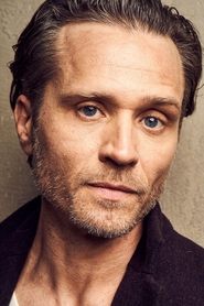 Seamus Dever portrait