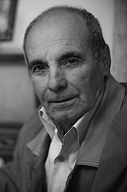 Günay Güner portrait