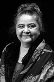 Mirela Nicolau portrait
