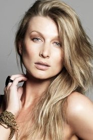 Nicole Lindeblad portrait