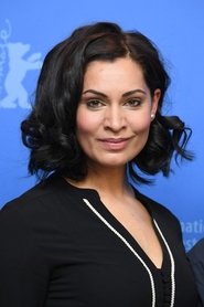 Lídia Danis portrait