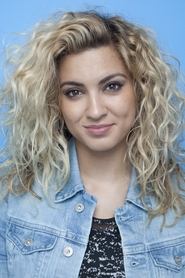 Tori Kelly portrait