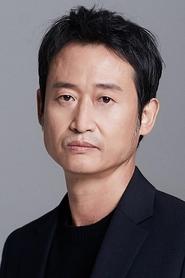Yoo Seung-mok portrait