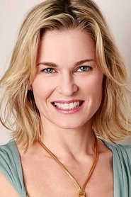 Kiki Harris portrait