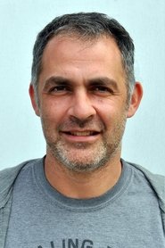 Miguel Sapochnik portrait